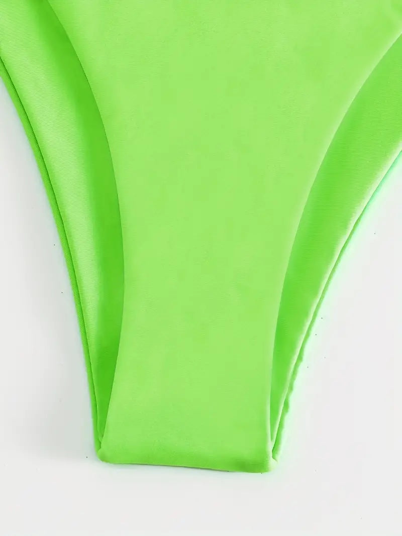 Two-Piece Triangle String Cheeky Bikini